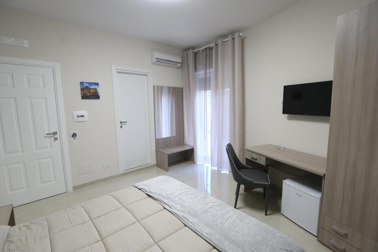Costa Apartment Неаполь Екстер'єр фото